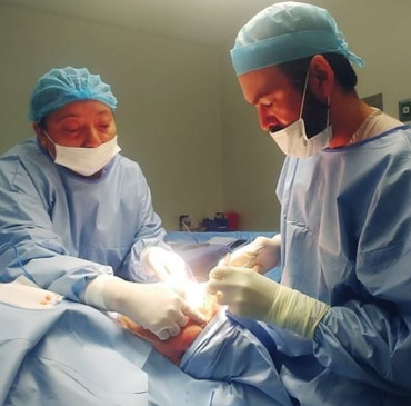 Slider image (7) Ernesto Acosta Abeyta